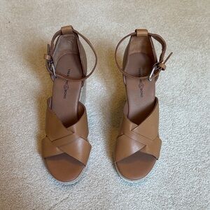 Treasure & Bond Women's Tan Espradille Wedges